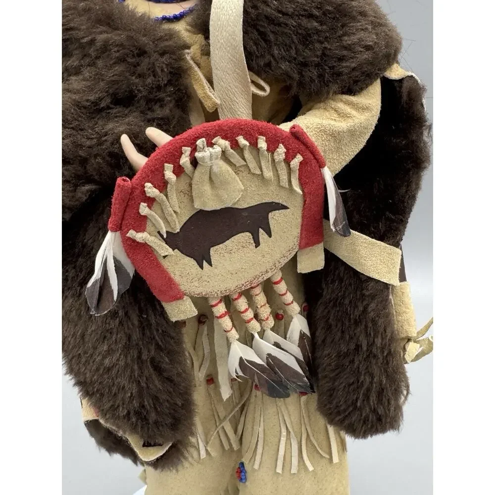 Vintage 1995 Pine Leaf Hamilton Collection Native American Doll 16”